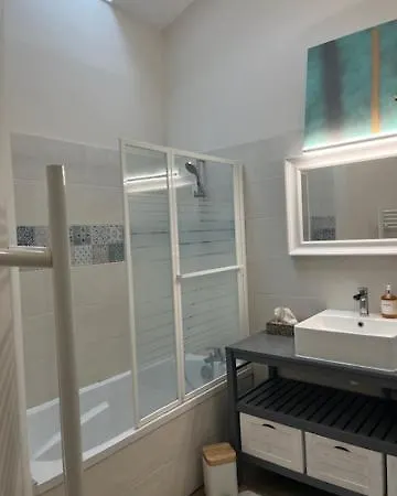 Jolie Maison Ares
