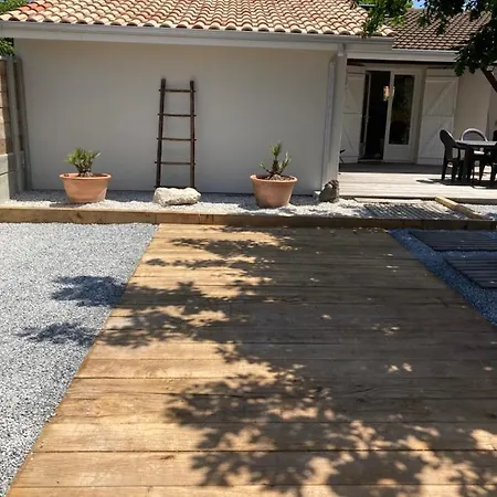 Jolie Maison Holiday home Ares